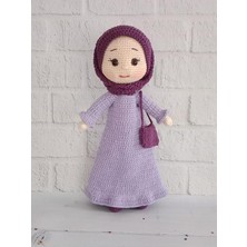 Lila Elbiseli Ravza Bebek Amigurumi Organik Oyuncak