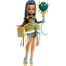 JBG76 Monster High Scary Sweet Birthday Cleo