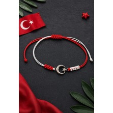 Crystal Atelier Kırmızı Beyaz Türkiye Ay Yıldız Figürlü Makrome Taraftar Bileklik – El Yapımı Ayarlanabilir