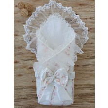 Uravas Store Yenidoğan Hanımeli Desenli Taç Nakışlı Delüks Kundak Bebek Battaniyesi