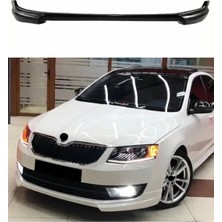 Skoda Octavia Ön Ek (Plastik) ⚡ Makyajsız Kasa Uyumlu Şık Tasarım!