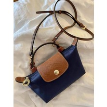 Tek Saplı Deri Çarpraz Askılı Kadın Çantası