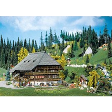 Faller 130366 1/87 Ölçek, Kara Orman Çiflik Evi, Plastik Model Kiti