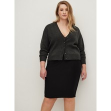 Suhis Büyük Beden Kalem Etek 3XL Siyah Renk Esnek Kumaş Beli Lastikli Şık Tasarım