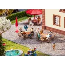 Faller 180957 1/87 Ölçek, Masa ve Sandalyeler, 14 Adet, Plastik Model Kiti
