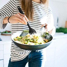 Silikon Mutfak Yardımcısı, 6 Adet Silikon Spatula, Çorba Kaşığı, Fırın Fırçası, Spatula, Isıya Dayanıklı ve Yapışmaz, Paslanmaz Çelik ve Dikişsiz Tek Parça Tasarım (Siyah)