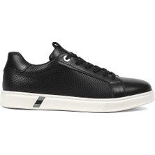 Celal Gültekin Erkek Siyah Bağcıklı Kalın Tabanlı Deri Sneaker
