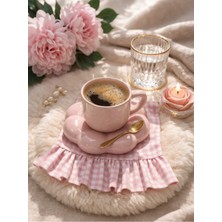 Nurgita Home Fırfırlı Duckketen Kahve Yanı Sunum Peçetesi & Kokteyl Peçetesi & Sunumluk Bardak Altlığı ( 1 Adet )