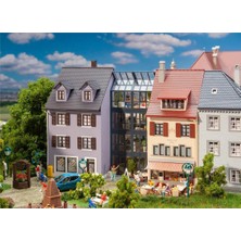 Faller 130707 1/87 Ölçek, Sıralı Küçük Apartmanlar, Plastik Model Kiti
