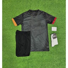 Legent Lady Gâlatâsarây 2024/25 Lemına Yeni Sezon Special Edition Siyah Özel Çocuk Forması 4'lü Set