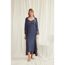 Moda Şahsenem Dekolteli Yakası ve Kolu Dantelli Sabahlık Takımı