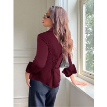 Tarz Cool Kadın Arkası Bağcıklı Gömlek Slim Fit Günlük ve Ofis Kombin Modern Tasarım