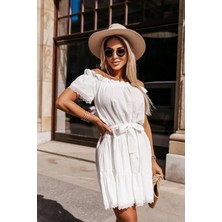 Bi Baksana Kadın Dantel Detaylı Madonna Yaka Beli Kuşaklı Keten Kumaş Elbise