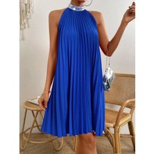 Serac Collection Kadın Balıkçı Yaka Omuzlardan Açık Pılelı Kısa Janjan Krep Elbise