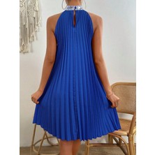 Meğdaix Kadın Balıkçı Yaka Omuzlardan Açık Pılelı Kısa Janjan Krep Elbise