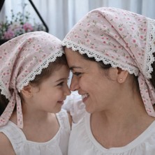 Anne Kız Kombin Bandana – Pamuklu Papatya Desenli Dantelli Bağlamalı Saç Bandı Seti