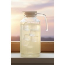 İpek Porselen Çizgili Kabartma Desen Kapaklı Kulplu Dikdörtgen Cam Sürahi 1,6 Litre