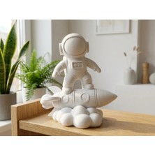 Teknokup Roket Üzerindeki Astronot Figürü (15CM)