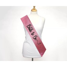Senka Pembe Üzeri Siyah Italik Alyanslı Bride To Be Yazılı Simli Işıltılı Kuşak Kemer 10X80 cm