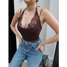 Esra Helvacı Dantel Detaylı Bodysuit