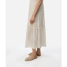 İpekyol Çiçek Aplikeli Dokulu Ayakkabı IS1260030019023