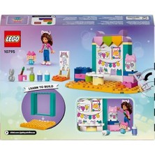 TeknoKapsül 4+ Gabby’s Dollhouse Karton Yavru Kedi ile El Sanatları 10795, 4 Yaş ve Üzeri Çocuklar Için Gabby Minifigürü Içeren Yaratıcı Oyuncak Yapım Seti (60 Parça)
