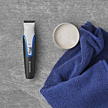 TeknoKapsül G4 Erkek Bakım Kiti, Dahili 7 Başlık / Tarak, Kablolu / Kablosuz Kullanım, Sakal Düzeltici, Saç Kesme Makinesi, Vücut, Kulak ve Burun Kılı Düzeltici PG4000