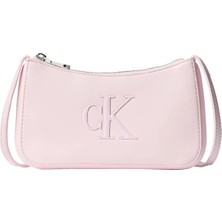 Calvin Klein Kadın Ck Logo Desenli Ayarlanabilir Askılı Fermuarlı Çok Renkli Omuz Çantası LV04F1125G-8Z6