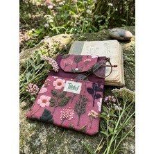 Tadsy Pudra Bahçesi Koyu Desenli Kitap Kılıfı Şık ve Koruyucu Cepli Kitap Kılıfı Çok Amaçlı Çanta Hediye 19X25 cm