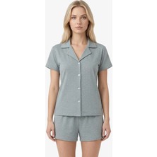 Cottonhill Gri Puantiyeli Yumuşak Dokulu Gömlek Yaka Kadın Şortlu Pijama Takımı