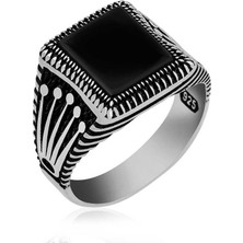 Inure Jewelry Gümüş Oniks Taşlı Taç Desenli Erkek Yüzük