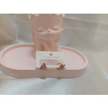 Stainlees Steel Pembe Dinazorlu Çoçuk Küpesi