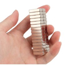 Uravas Store 10 Adet 20X10X5 mm Neodyum Magnet N35 Güçlü Mıknatıs Köşeli Dayanıklı Nikel Kaplama