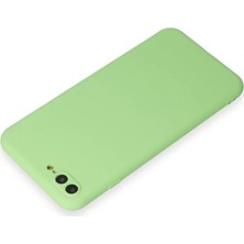 Uravas Store Iphone 7 Kılıf First Silikon - Yeşil