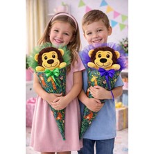 Koni Club Safari Koleksiyonu Peluş Aslan Koni – 23 Nisan Özel Çocuk Sürpriz Paketi