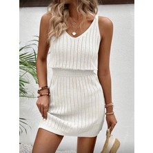 Yuga Knitting Kadın Triko Askılı V Yakalı Beldetaylıörme Ajur Desenli Plaj Elbisesi Pareo