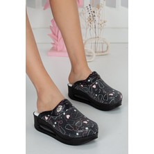 SABOTERLİK Ortopedik Doktor ve Hemşire Terliği Steteskop Desenli – Kaymaz Tabanlı Konforlu Sağlık Personeli Terliği