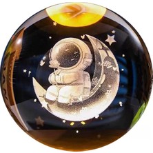 Uravas Store Dekoratif Ay Üstünde Astronot Tasarımlı Plastik Altlıklı Cam Küre