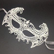 Buğz Beyaz Renk Dantel Kesim Balo Maskesi