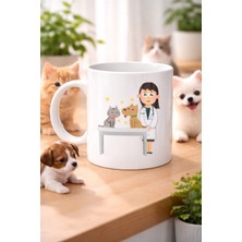 Senka Veteriner Temalı Porselen Kupa Model 179 – Kedi ve Köpekli Sevimli Veteriner Tasarımlı Kahve Kupası