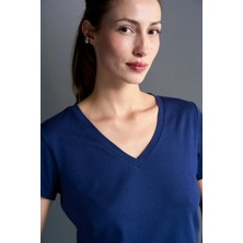 Basic Lightweight V Yaka Kadın T-Shirt - Lacivert