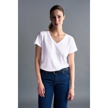 Basic Lightweight V Yaka Kadın T-Shirt - Beyaz