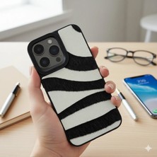 Bovinox Iphone 15 Pro Max Uyumlu Lüks Leopar Desenli Kamera Korumalı Peluş Tüylü Telefon Kılıfı Kapak