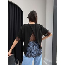 Esra Helvacı Sırt Dantel Detay Tshirt