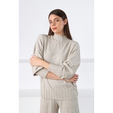 Ferraro A.bej Uzun Kollu Yarım Balıkçı Yaka Rahat Kalıp Kaşmirli Kadın Triko Kazak