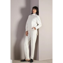 Ferraro Ekru Uzun Kollu Yarım Balıkçı Yaka Yanları Yırtmaçlı Kaşmirli Kadın Triko Kazak