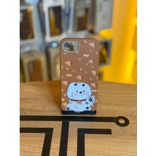 Avcı Teknoloji Market iPhone 16E Uyumlu Özel Tasarım Sevimli Figürlü Deri Dokulu Telefon Kılıfı