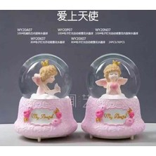 baytoptan Işıklı Müzikli Orta Boy Kar Küresi