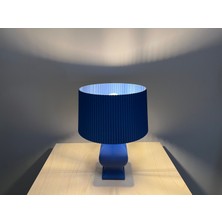 KS Pliseli Masa Lambası – Modern Statement Seri