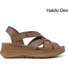 Gönderi(r) Kadın Fındık  Cırt Bantlı Dolgu Topuk Hakiki Deri Sandalet